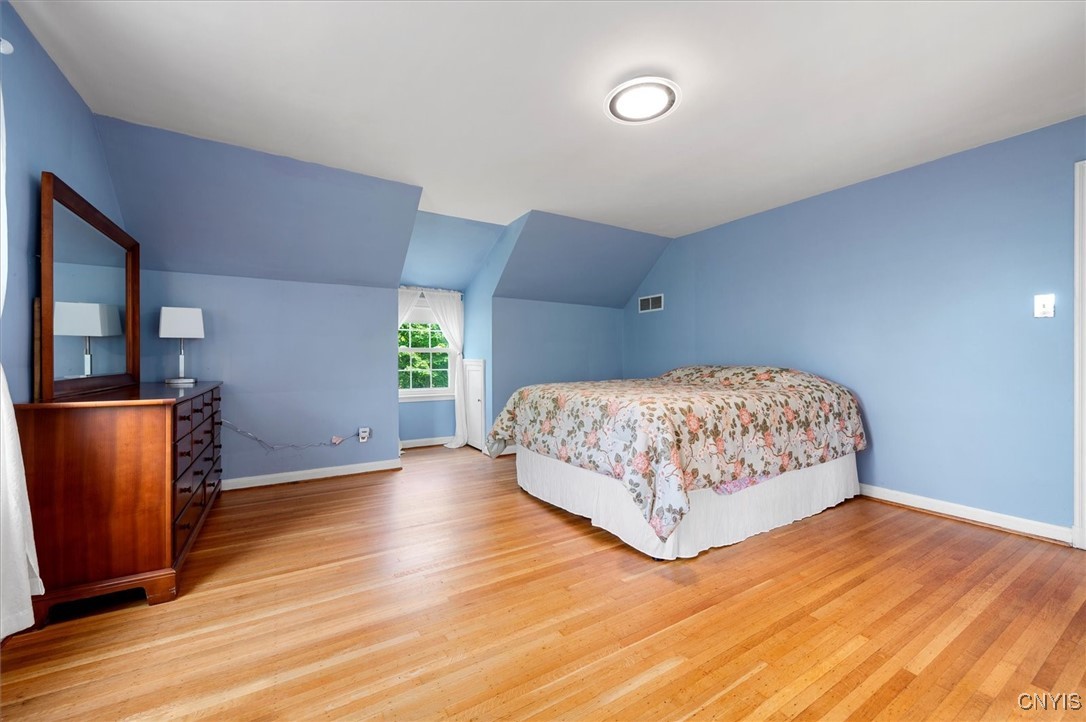 1717 Sherman Drive, New Hartford, New York image 42