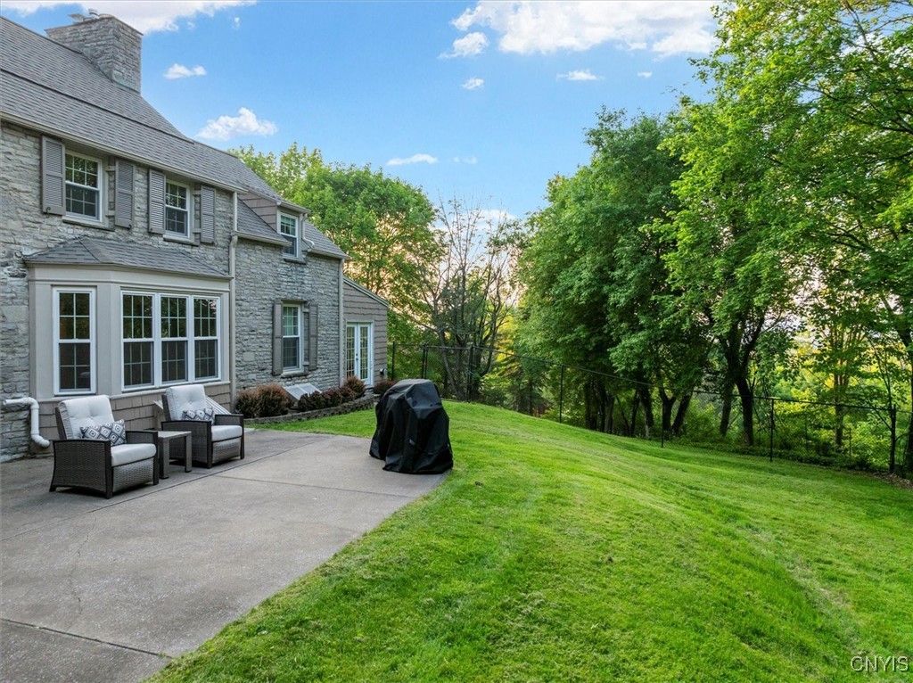 1717 Sherman Drive, New Hartford, New York image 3