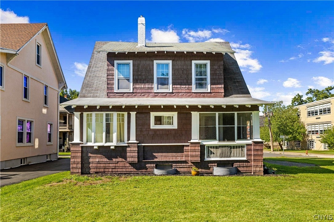 22 Fairfax Place