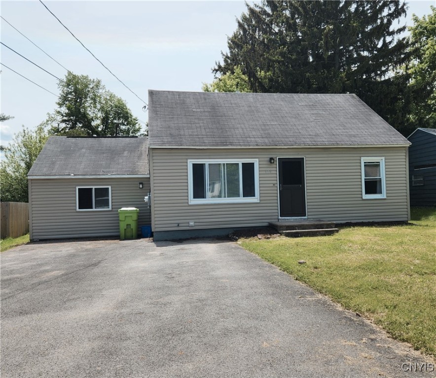 116 Kendall Drive, Manlius, New York image 2