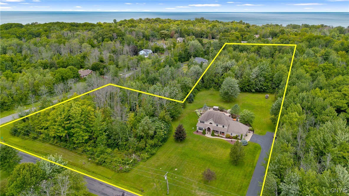 154 W Lake Road