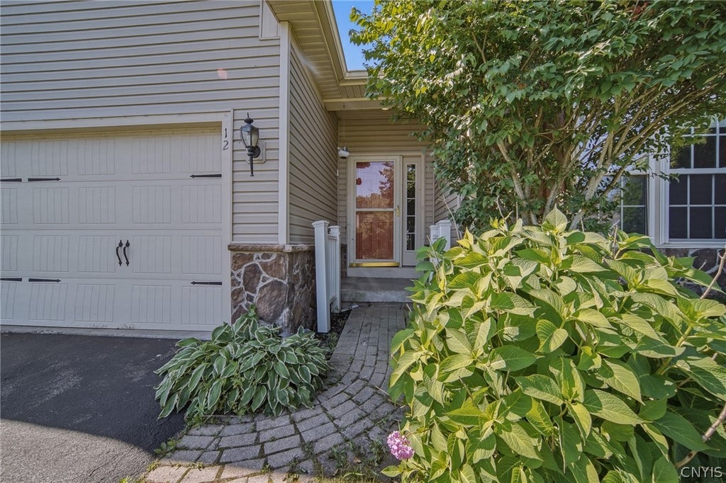 Photo of 12 Cross Country Drive, Van Buren, NY 13027 (MLS # S1667537)