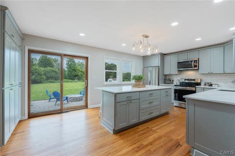 Tiny photo for 3826 Highland Avenue, Skaneateles, NY 13152 (MLS # S1704475)