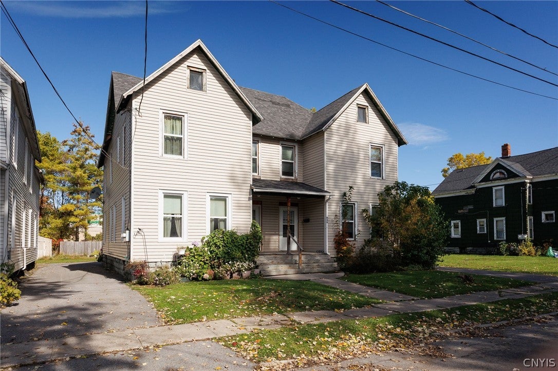 821 Boyd Street