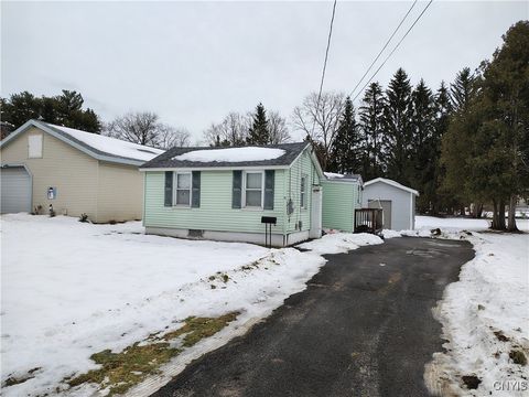 19 Burr Avenue New York Mills NY 13417