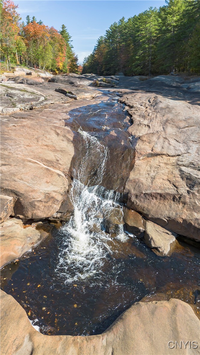 6972 Whitetail Drive