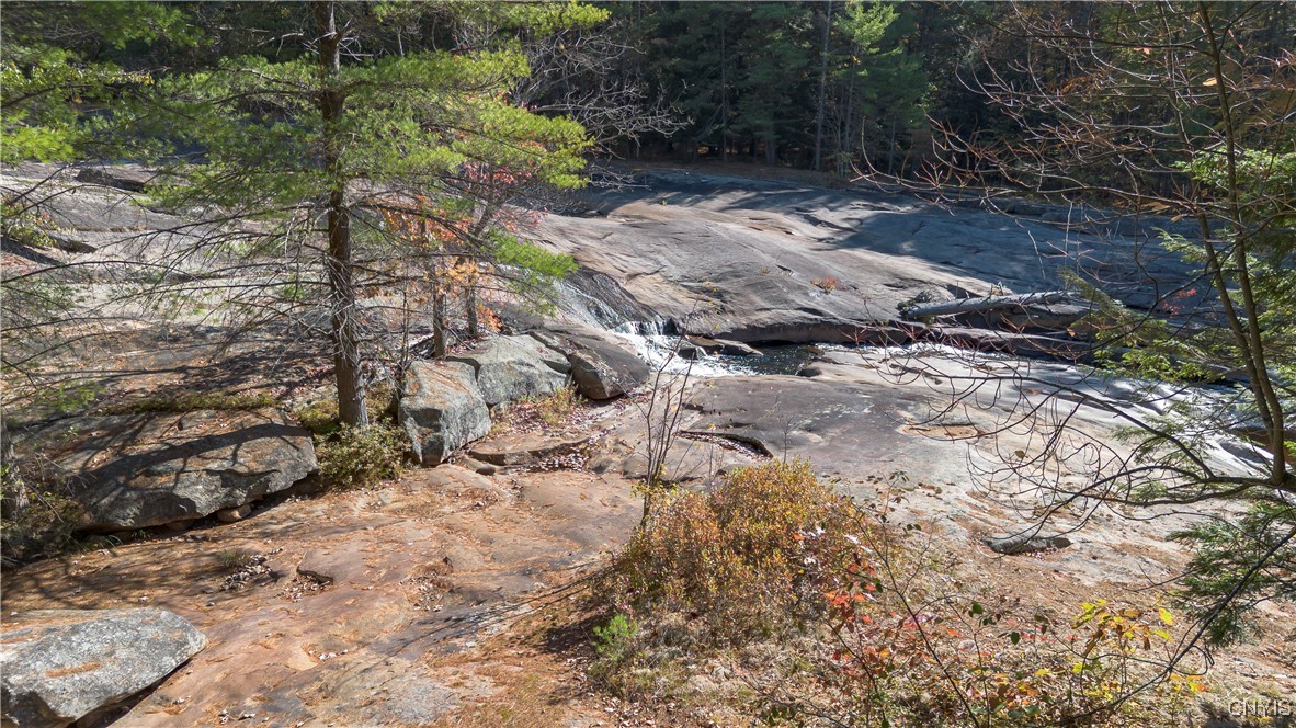 6972 Whitetail Drive