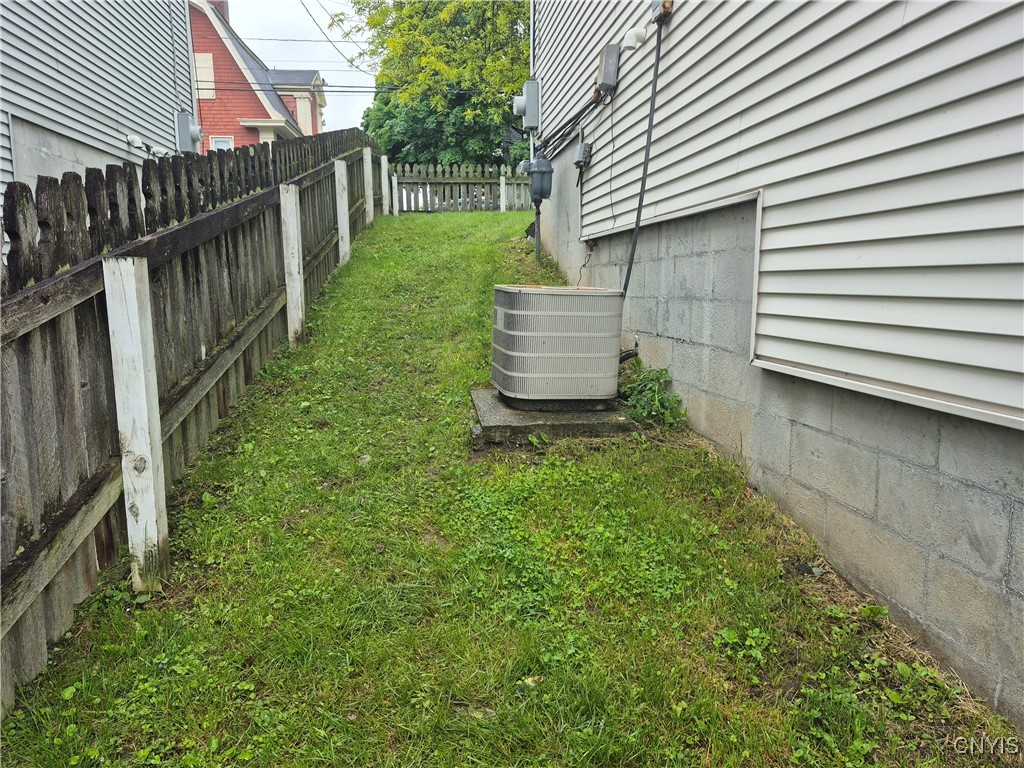 346 Green Street St, Syracuse, New York image 4