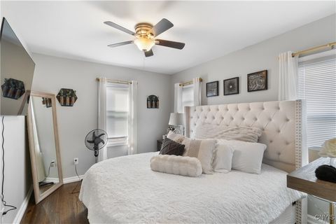 Tiny photo for 252 Medford Road, Salina, NY 13208 (MLS # S1648568)