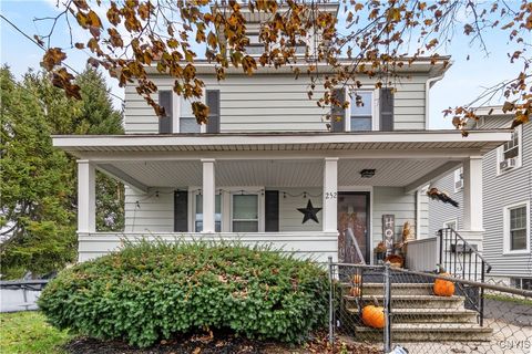 Photo of 252 Medford Road, Salina, NY 13208 (MLS # S1648568)