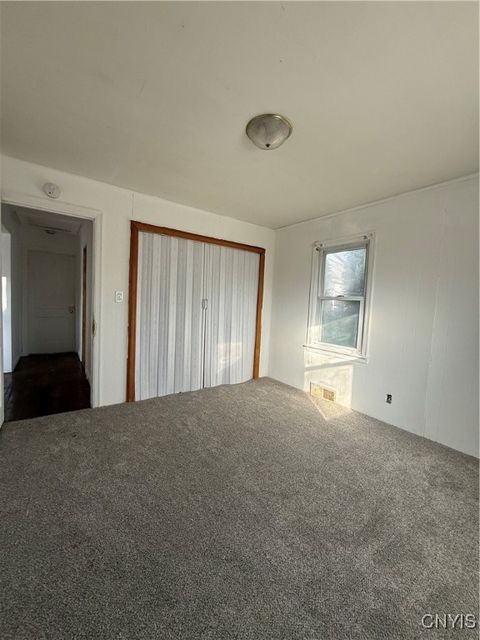 Tiny photo for 442 Orwood Place, Salina, NY 13208 (MLS # S1655570)