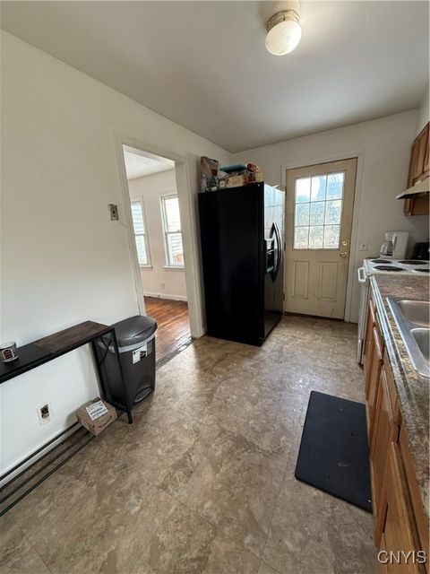 Tiny photo for 442 Orwood Place, Salina, NY 13208 (MLS # S1655570)