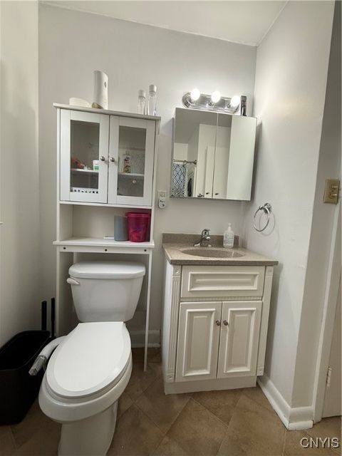 Tiny photo for 442 Orwood Place, Salina, NY 13208 (MLS # S1655570)