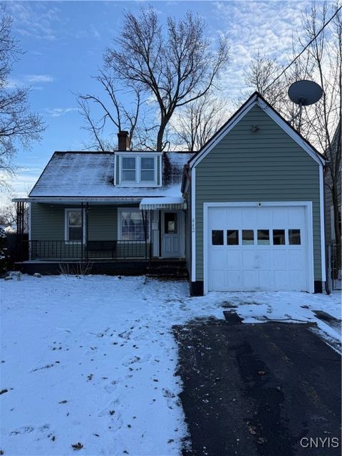 Photo of 442 Orwood Place, Salina, NY 13208 (MLS # S1655570)