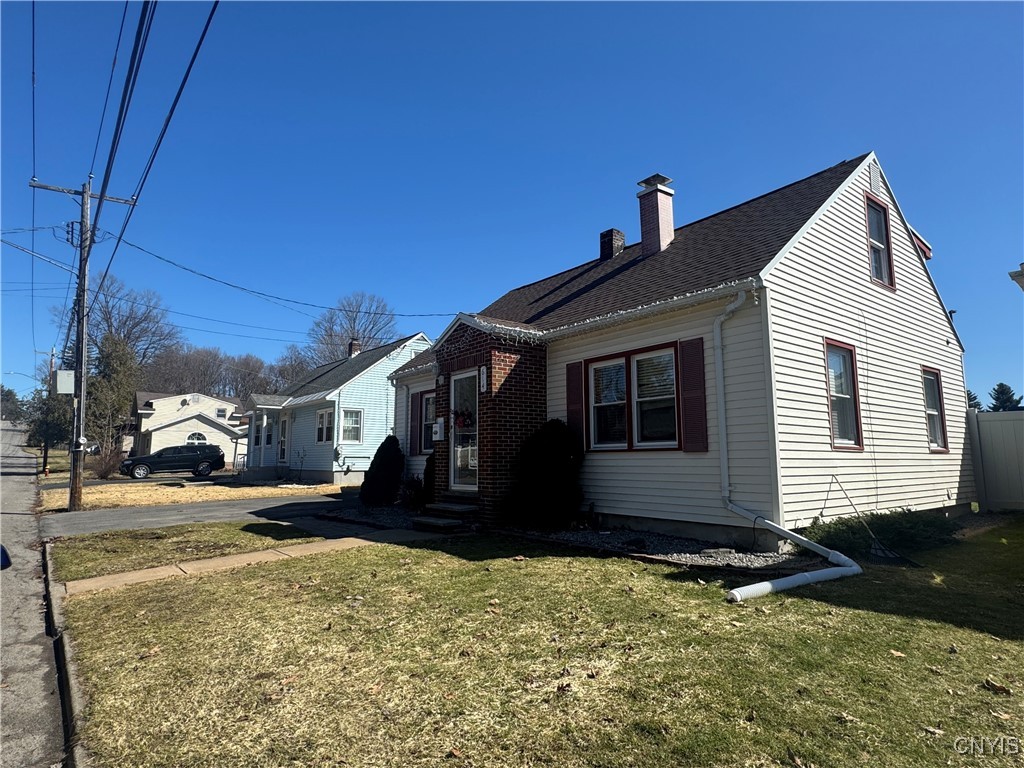 614 Utica Road, Utica, New York image 3