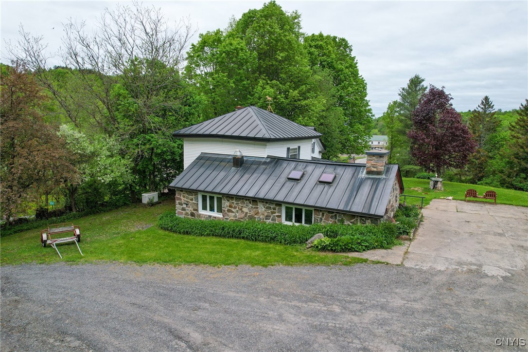 1466 Grant Road