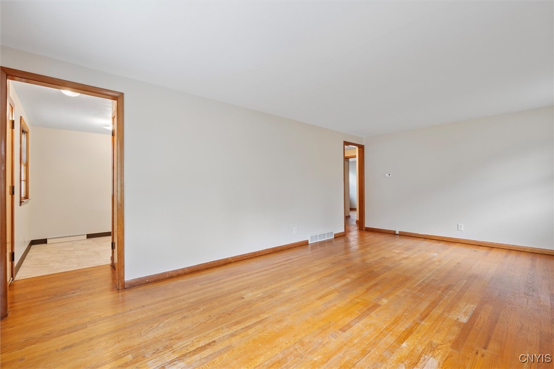 626 Summit Avenue, Syracuse, New York image 14