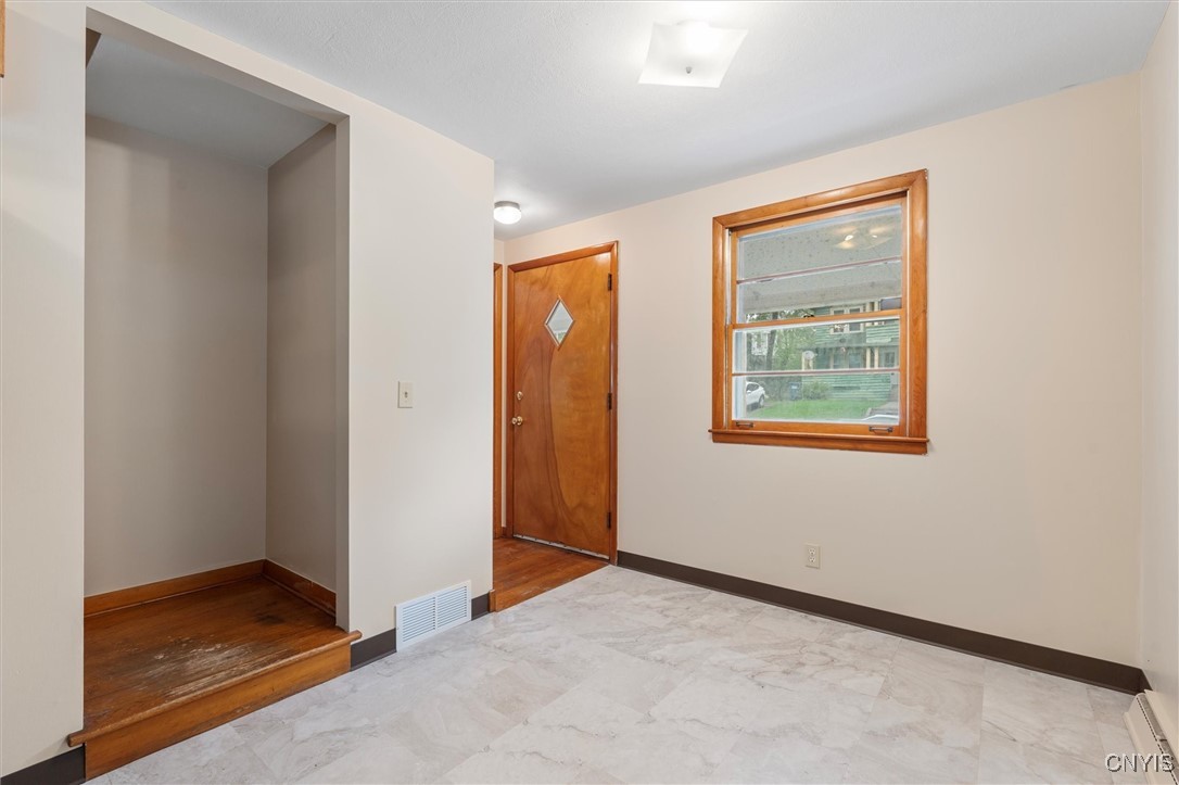 626 Summit Avenue, Syracuse, New York image 16