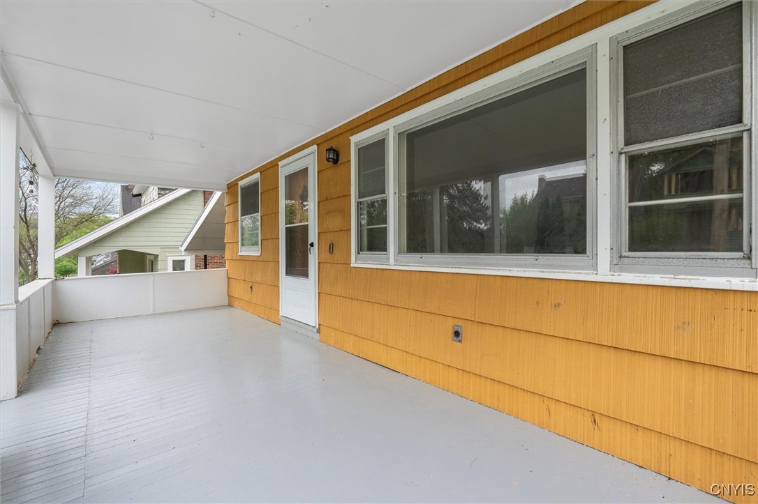 626 Summit Avenue, Syracuse, New York image 4