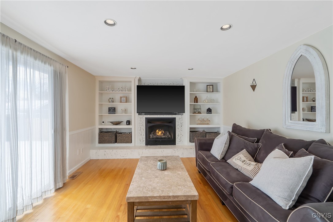 8309 White Cedar Circle, Clay, New York image 20