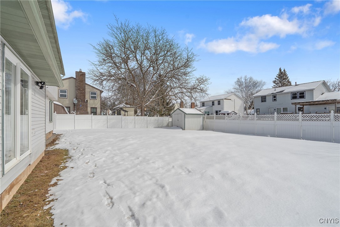 8309 White Cedar Circle, Clay, New York image 40