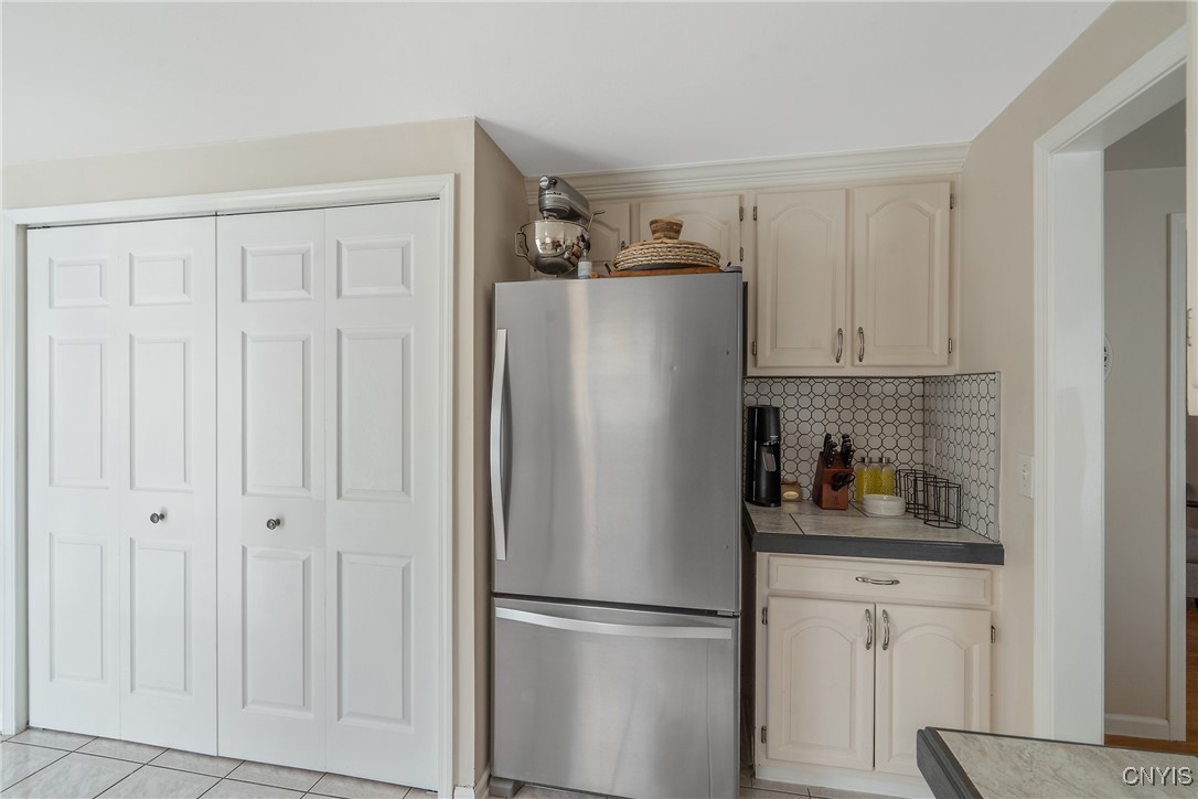 8309 White Cedar Circle, Clay, New York image 14