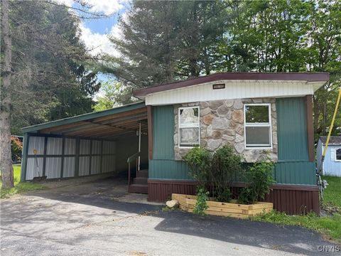 3553 Bleachery Avenue, New Hartford, NY 13413 - MLS#: S1607293