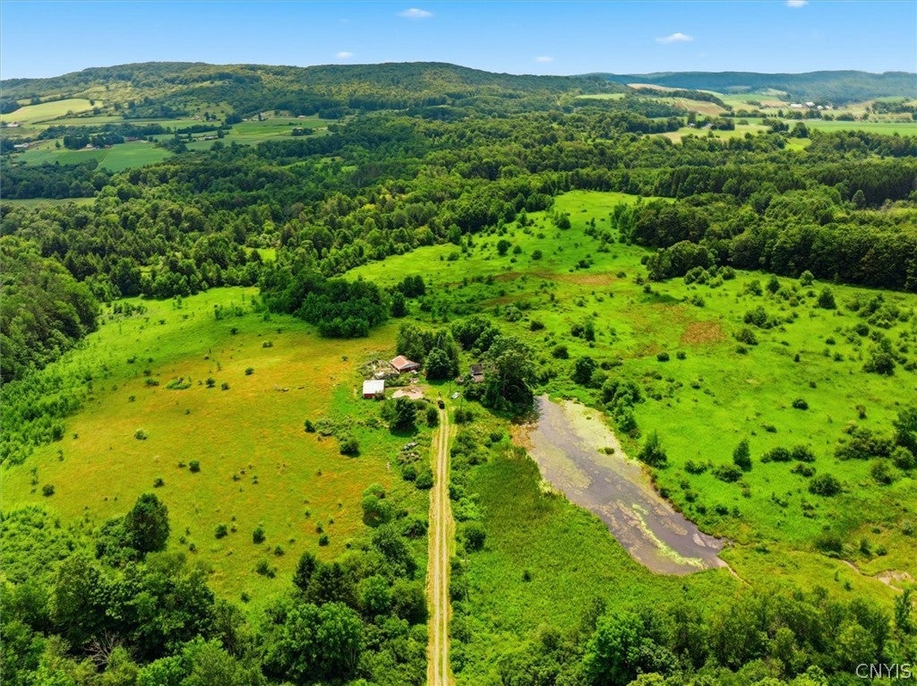 9462 Crooked Hill Road