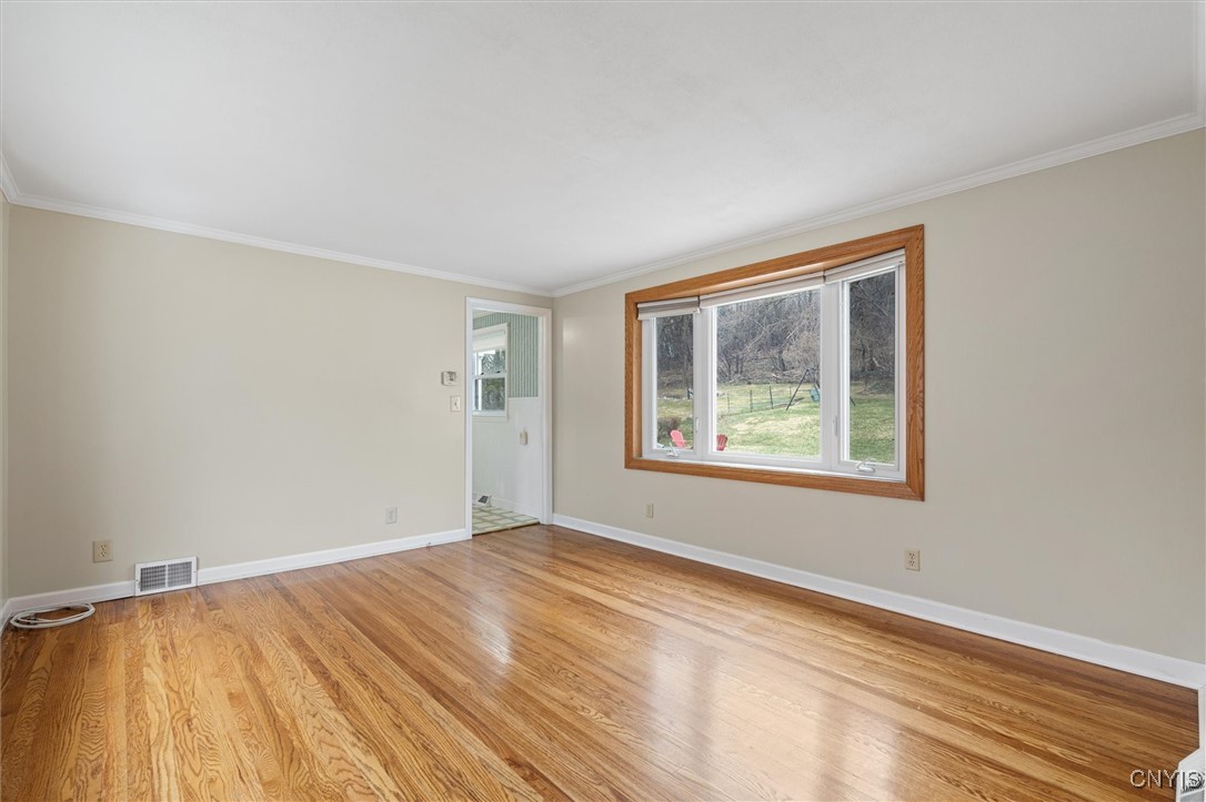 120 Hinsdale Road, Camillus, New York image 6