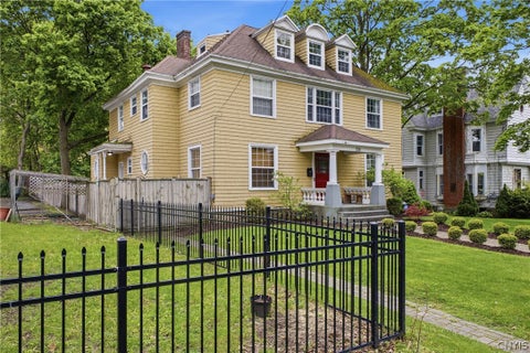 Homes For Sale - 216 Highland Avenue<br/> Onondaga County, Syracuse, NY 13203