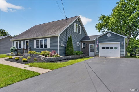 Homes For Sale - 680 W 4th Street<br/> Oswego County, Fulton, NY 13069