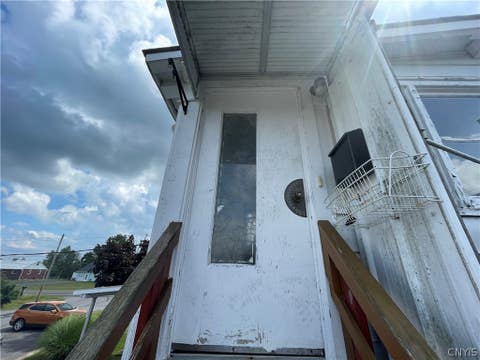 Tiny photo for 6395 Lakeshore Road, Cicero, NY 13039 (MLS # S1708119)