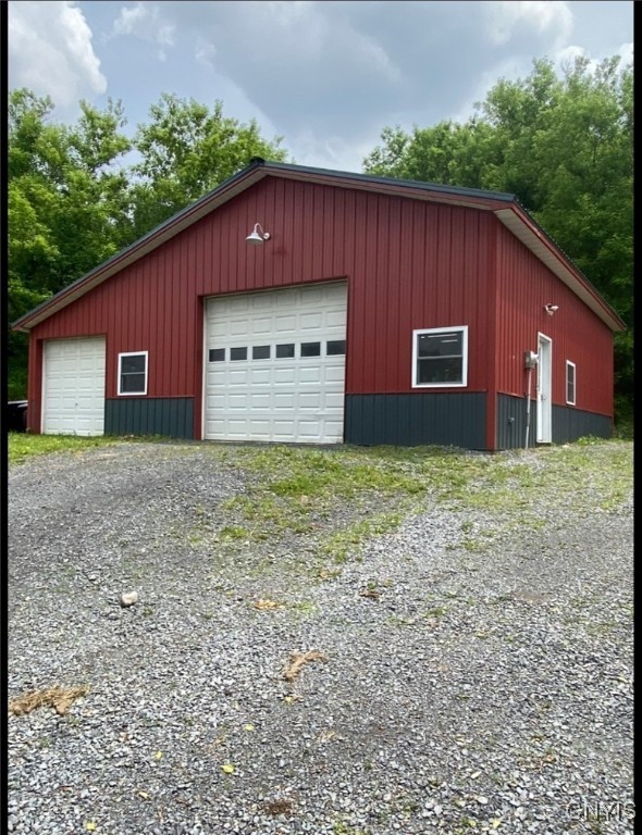 3992 Center Road