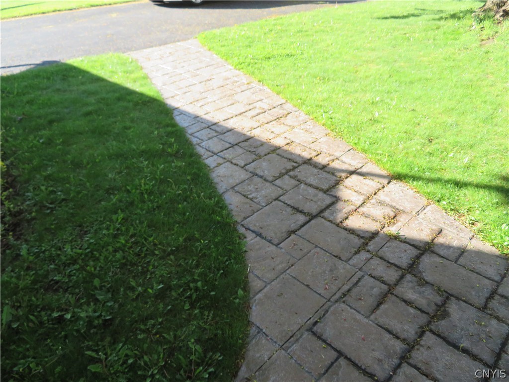 33 Perimeter Road