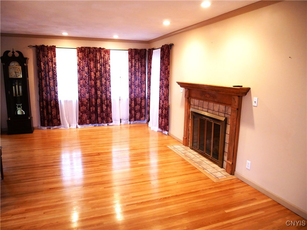 64 Merritt Place