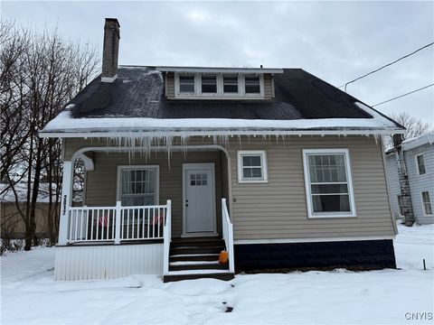 Photo of 2817 Milton Avenue, Geddes, NY 13209 (MLS # S1655827)