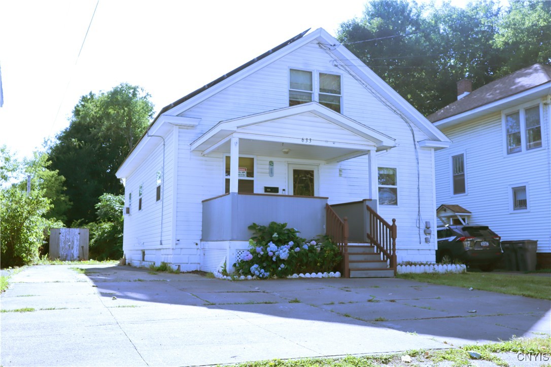 633 W Thomas Street