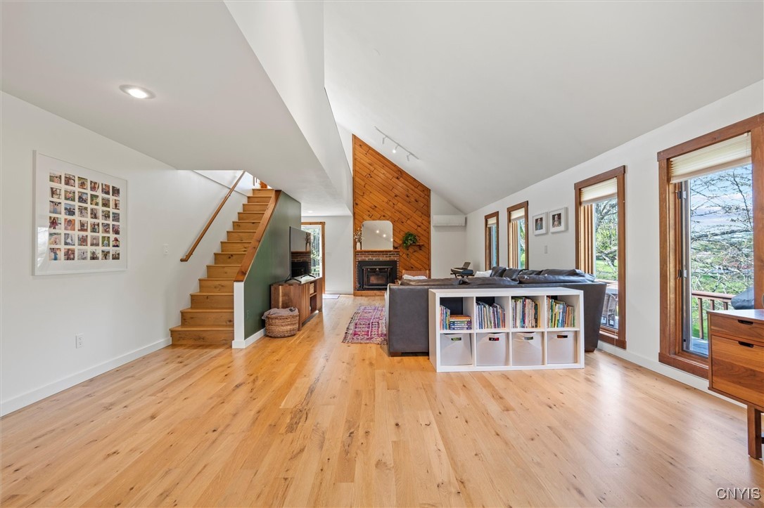 220 Long Road, Tully, New York image 15