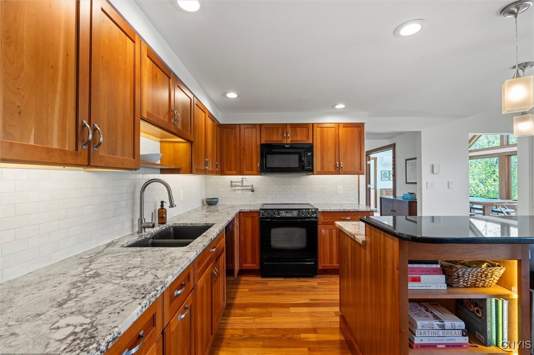 220 Long Road, Tully, New York image 12