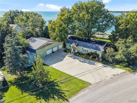 Tiny photo for 11327 Rays Bay Rd RD, Henderson, NY 13650 (MLS # S1714523)