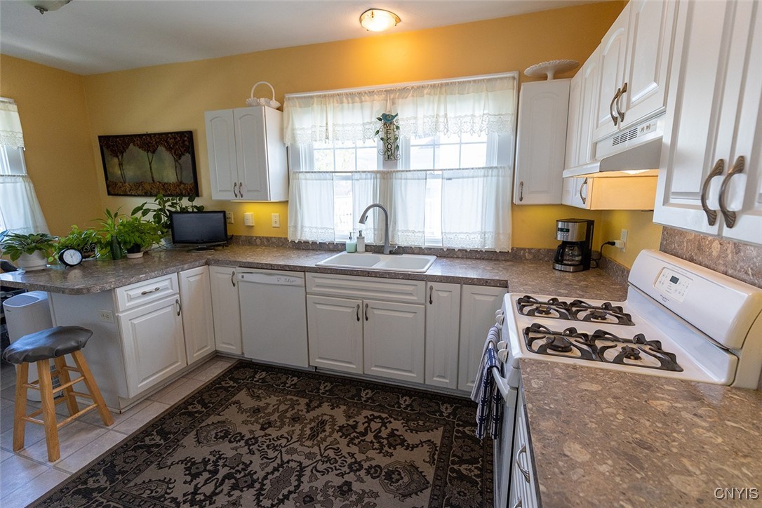 340 Hickok Avenue, Syracuse, New York image 9