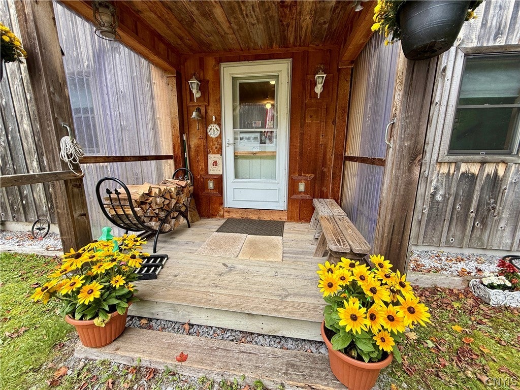 141 Island View Road