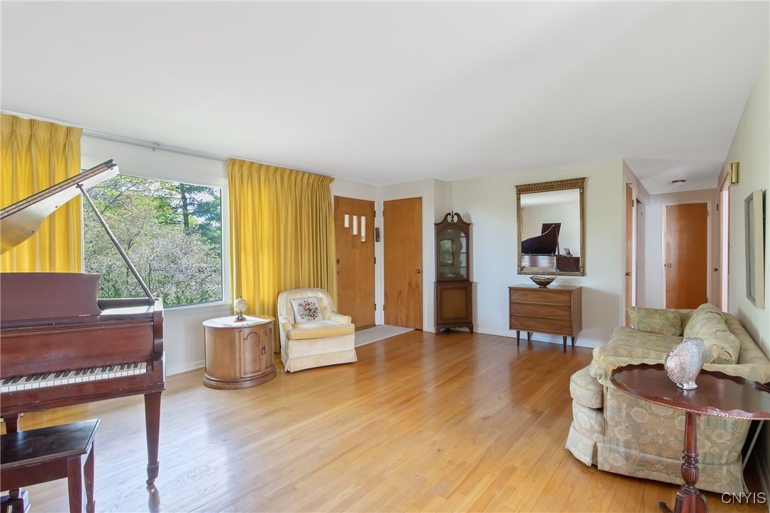 214 Scottholm Terrace Ter, Syracuse, New York image 6