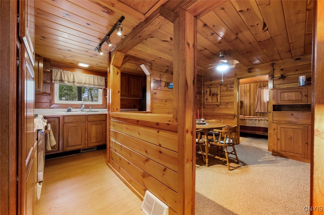 2 Shady Lane Ln, Inlet, New York image 10