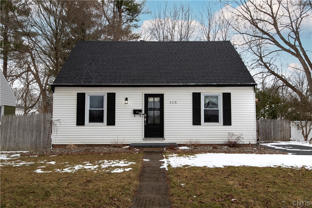 115 Riverview Parkway S