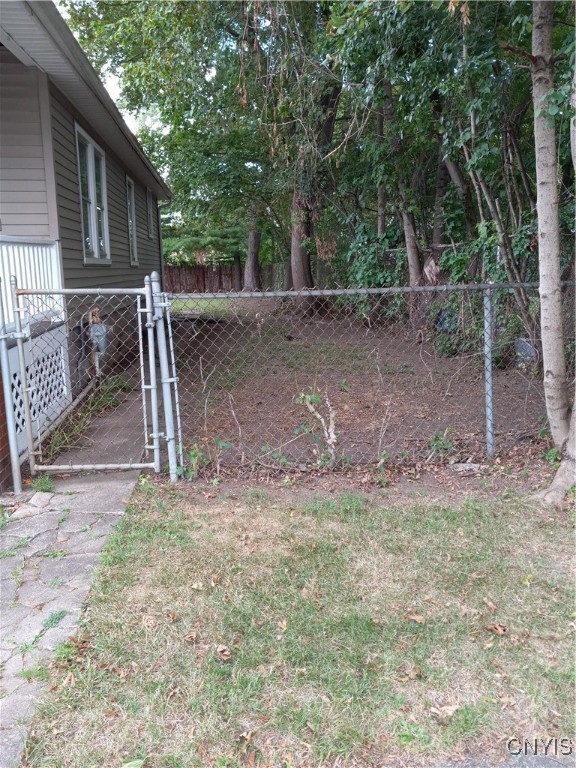 Utica, New York 13502, United States, 1 Bedroom Bedrooms, ,1 BathroomBathrooms,Residential,Active,204983