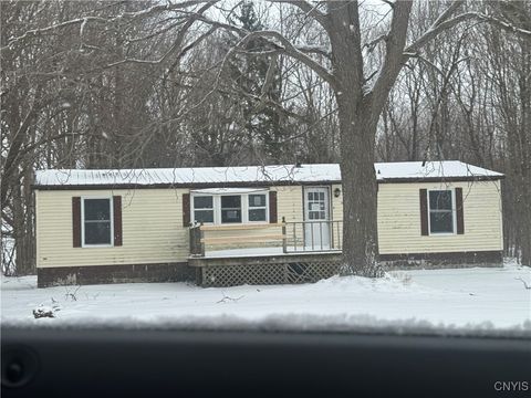 Homes For Sale - 8072 Lyng Road<br/> Jefferson County, Ellisburg, NY 13650