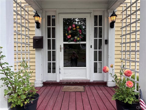 Tiny photo for 649 Parkway E, Utica, NY 13501 (MLS # S1709061)