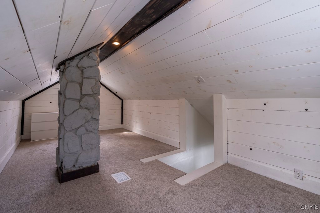 121 Hunt Avenue, Camillus, New York image 35