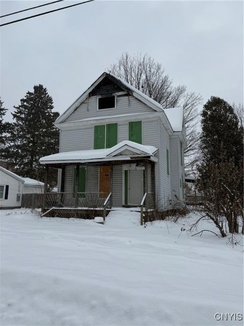 11 Flagg Street Whitesboro NY 13492